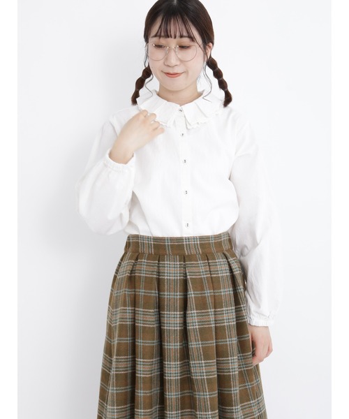 Samansa Mos2(サマンサ モスモス)の「フリルカラーブラウス(シャツ/ブラウス・レディース・チャコール/ブルー/オフホワイト/ブラック・フリ-)」の17枚目の写真