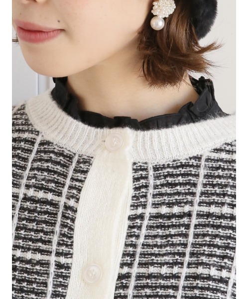 ehka sopo（エヘカソポ）の「後ろ開きフリルブラウス（シャツ/ブラウス・レディース・キナリ/オフホワイト/ブラック/グレー・ﾌﾘ-）」の3枚目の写真