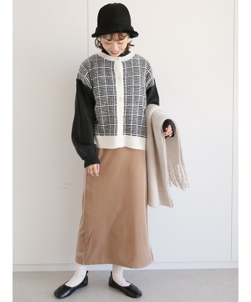 ehka sopo（エヘカソポ）の「後ろ開きフリルブラウス（シャツ/ブラウス・レディース・キナリ/オフホワイト/ブラック/グレー・ﾌﾘ-）」の16枚目の写真