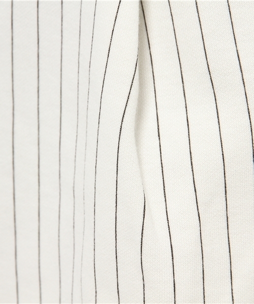 earth music&ecology（アースミュージックアンドエコロジー）の「ストライプタックタイトポンチスカート（スカート・レディース・アイボリー/ネイビー・MEDIUM/SMALL）」の8枚目の写真