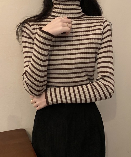 shopnikoniko(ショップニコニコ)の「リブニット ボーダー タートルネック(ニット/セーター・レディース・ブラック/グリーン/ベージュ/グレー・フリー)」の3枚目の写真