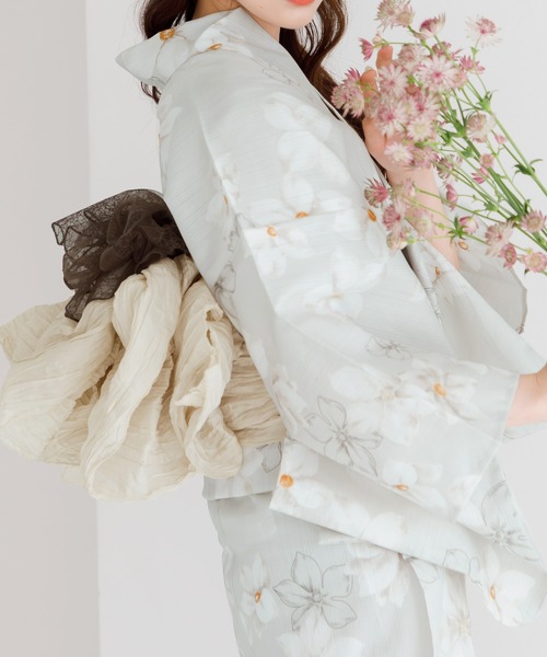 たまごです❣️ 【着物と帯 時流】F25861t◆正絹 袋帯◆白 パステル ゆかた姿を引き立てる。ふんわりジャガードレースへこ帯【K】（和装