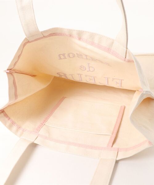 Maison de FLEUR（メゾンドフルール）の「ブランドロゴ刺繍スクエアトートバッグ（トートバッグ・レディース・ブラック/ライトピンク/ピンク・FREE）」の15枚目の写真