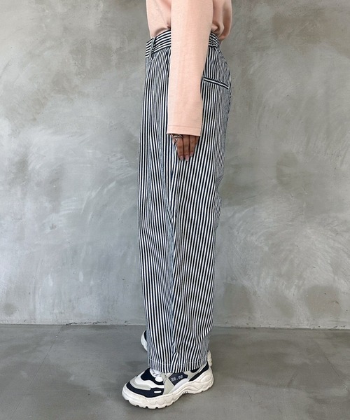 MUHET（ミュエータ）の「【セットアップ可能】ヒッコリーバルーンパンツ（デニムパンツ・レディース・ネイビー・MEDIUM/X-LARGE/SMALL）」の14枚目の写真