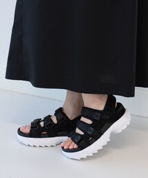 FILA × Ray BEAMS / 別注 DISRUPTOR SANDAL