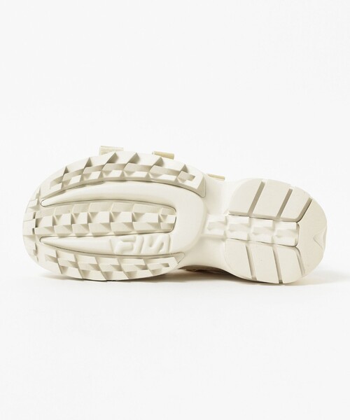 Ray BEAMS(レイビームス)の「FILA × Ray BEAMS / 別注 DISRUPTOR SANDAL(サンダル・レディース・ホワイト/ブラック・23.0cm/24.0cm/25.0cm)」の6枚目の写真
