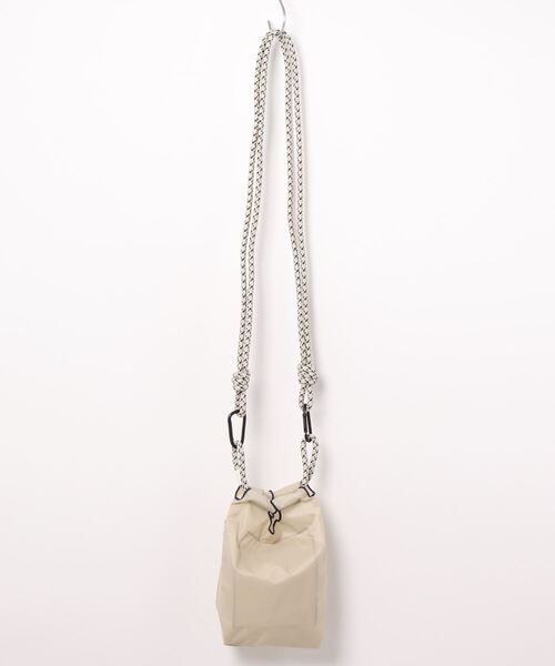 Arnold Palmer（アーノルドパーマー）の「ミックスコード グラフィック ショルダーバッグ（ショルダーバッグ・レディース・ブラック/オフホワイト/ベージュ・F）」の12枚目の写真