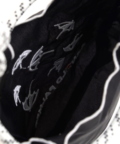 Arnold Palmer（アーノルドパーマー）の「ミックスコード グラフィック ショルダーバッグ（ショルダーバッグ・レディース・ブラック/オフホワイト/ベージュ・F）」の9枚目の写真