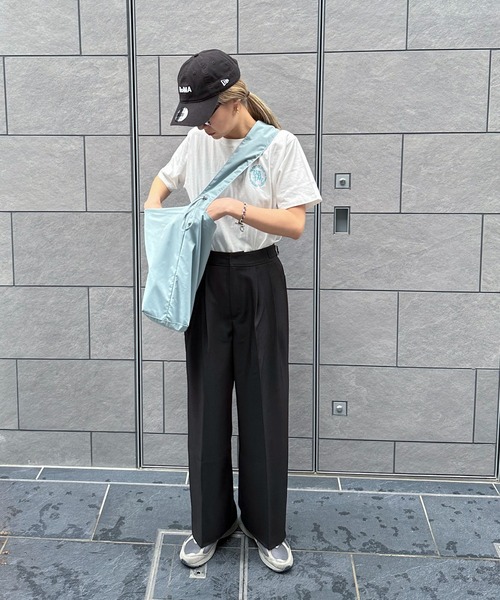 feepur（フェピュール）の「エンブロイダリーロゴカラーTee（Tシャツ/カットソー・レディース・チャコールグレー/オフホワイト/グリーン/ピンク/ネイビー・MEDIUM）」の18枚目の写真