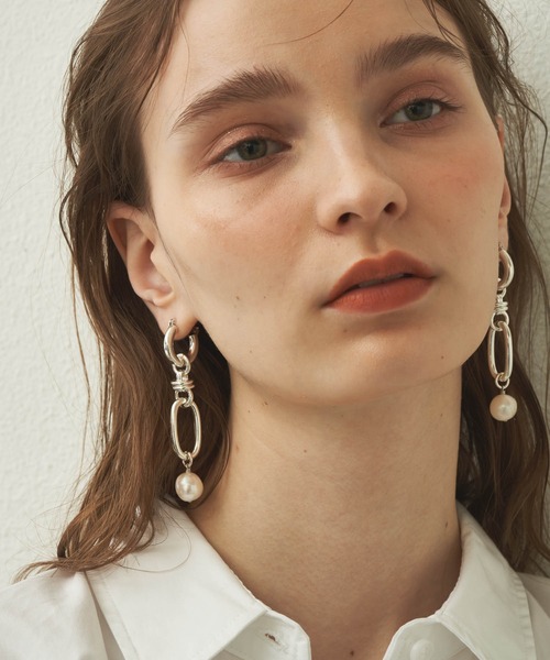 loni（ロニ）の「【金属アレルギー対応】Link chain pearl pierce/2WAYチェーンパールピアス/両耳用（ピアス（両耳用）・レディース・シルバー/ゴールド・FREE）」の12枚目の写真