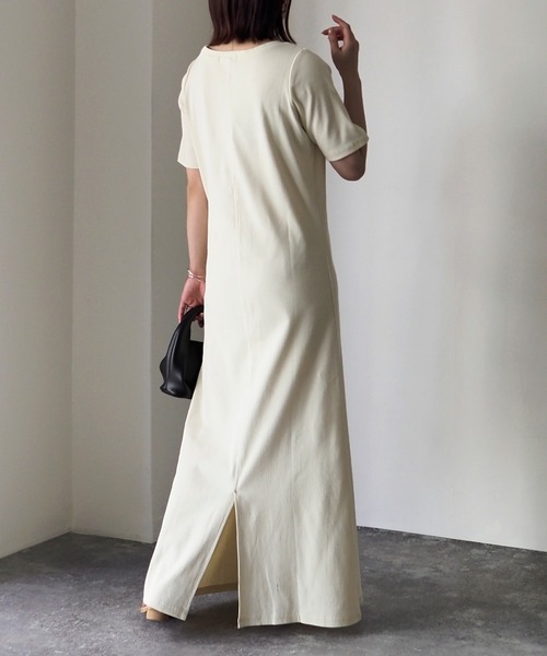 Riberry（リベリー）の「スクエアネックテレコワンピース（ワンピース・レディース・ブラック/アイボリー/オートミール・FREE）」の20枚目の写真