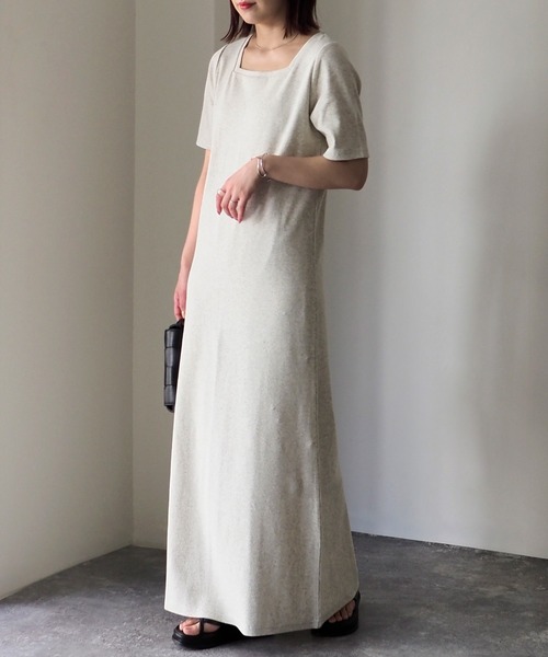 Riberry（リベリー）の「スクエアネックテレコワンピース（ワンピース・レディース・ブラック/アイボリー/オートミール・FREE）」の16枚目の写真