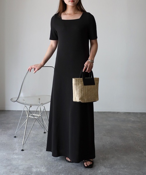 Riberry（リベリー）の「スクエアネックテレコワンピース（ワンピース・レディース・ブラック/アイボリー/オートミール・FREE）」の4枚目の写真