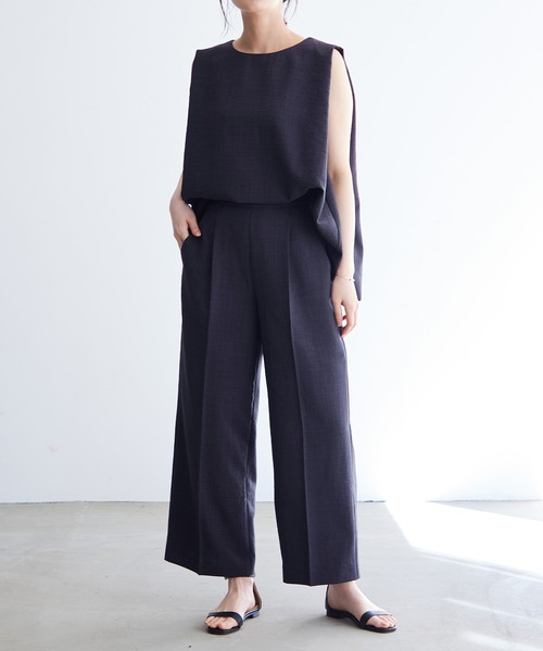 for/c（フォーシー）の「リネンライクタックストレートパンツ【サスティナブル】（その他パンツ・レディース・ブラック/チャコール/ベージュ/イエロー・M/L/LL）」の2枚目の写真