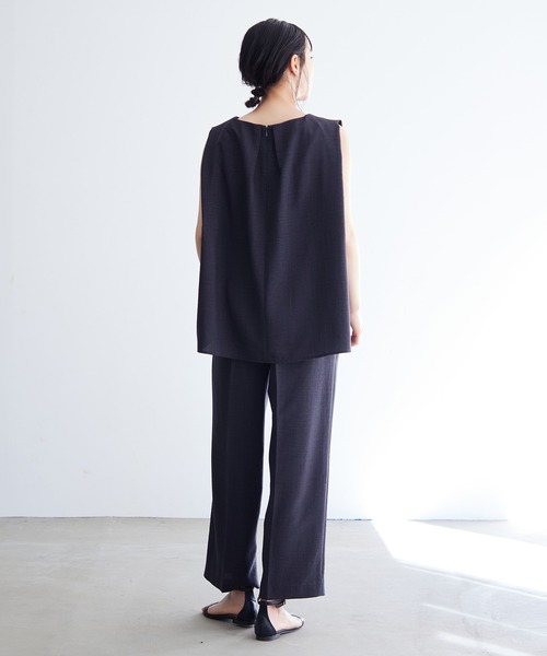 for/c（フォーシー）の「リネンライクタックストレートパンツ【サスティナブル】（その他パンツ・レディース・ブラック/チャコール/ベージュ/イエロー・M/L/LL）」の8枚目の写真