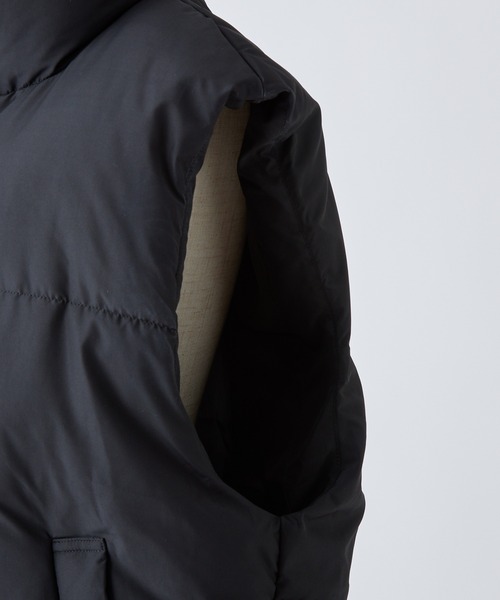 one after another NICE CLAUP（ワンアフターアナザーナイスクラップ）の「フェイクダウンベスト（ダウンベスト・レディース・ブラック/アイボリー・FREE）」の20枚目の写真