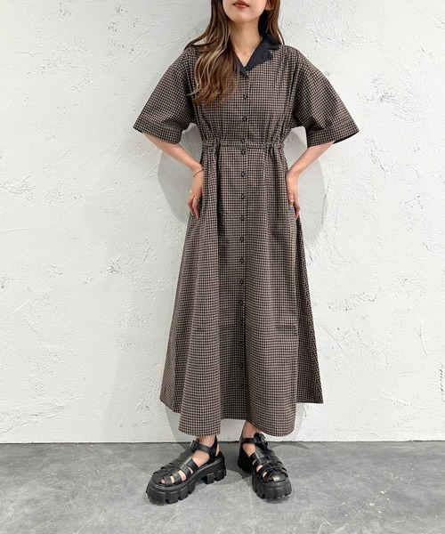 apres jour mignon(アプレジュールミニョン)の「アソート開襟ワンピース【ZOZOTOWN限定アイテム】(ワンピース・レディース・ブルー/ブラック/モカ・X-LARGE/SMALL/MEDIUM)」の19枚目の写真