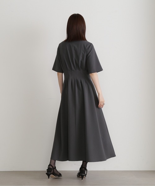 N.(N. Natural Beauty Basic)(エヌエヌナチュラルビューティーベーシック)の「◆スタンドハーフジップワンピース(ワンピース・レディース・ライトベージュ/グレー・MEDIUM)」の4枚目の写真