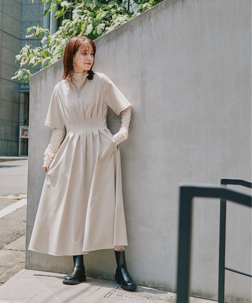 N.(N. Natural Beauty Basic)(エヌエヌナチュラルビューティーベーシック)の「◆スタンドハーフジップワンピース(ワンピース・レディース・ライトベージュ/グレー・MEDIUM)」の11枚目の写真