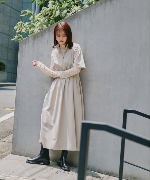 N.(N. Natural Beauty Basic)(エヌエヌナチュラルビューティーベーシック)の「◆スタンドハーフジップワンピース(ワンピース・レディース・ライトベージュ/グレー・MEDIUM)」の8枚目の写真