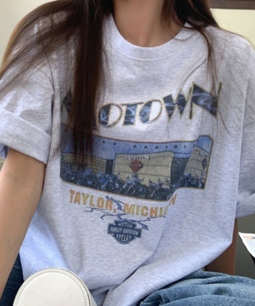 Achic(アシック)の「前プリント半袖Tシャツ(Tシャツ/カットソー・レディース・グレー/ブラック・M)」の2枚目の写真