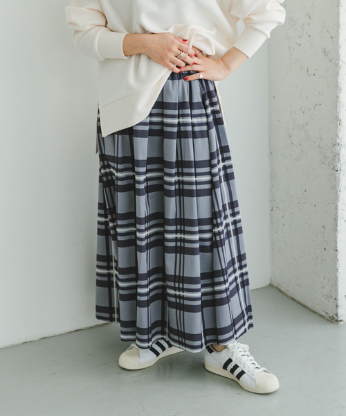 ITEMS URBANRESEARCH（アイテムズ アーバンリサーチ）の「リバーシブルチェックスカート（スカート・レディース・ブラック/グレー・FREE）」の10枚目の写真