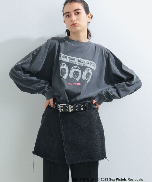 Ray BEAMS（レイビームス）の「GOOD ROCK SPEED × Ray BEAMS / 別注 ROCK ロング（Tシャツ/カットソー・レディース・ブラック/ホワイト・ONE SIZE）」の2枚目の写真