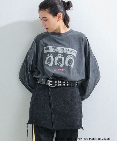 Ray BEAMS（レイビームス）の「GOOD ROCK SPEED × Ray BEAMS / 別注 ROCK ロング（Tシャツ/カットソー・レディース・ブラック/ホワイト・ONE SIZE）」の15枚目の写真