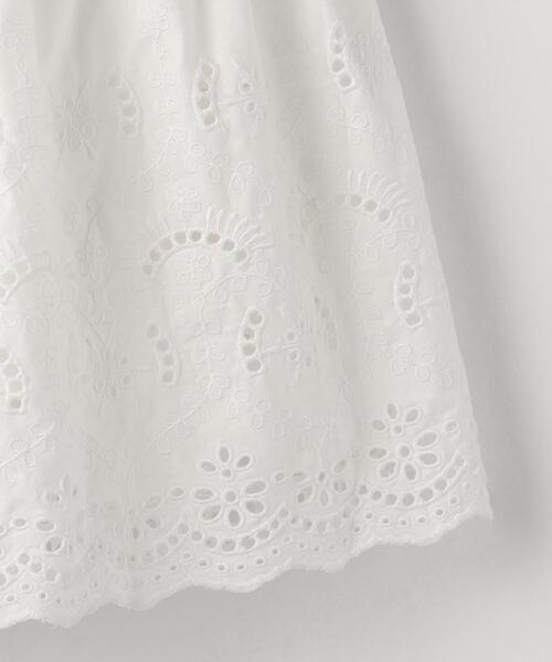 green label relaxing（グリーンレーベルリラクシング）の「TJ EMB ロングスカート 110cm-130cm（スカート・キッズ・オフホワイト・XS110/S130）」の5枚目の写真