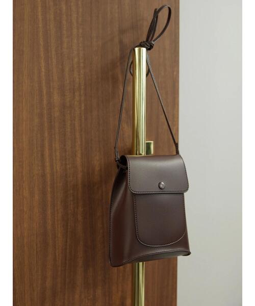 AMERICAN HOLIC（アメリカンホリック）の「フラップ付ミニショルダーBAG（ショルダーバッグ・レディース・ブラウン/ブラック・FREE）」の2枚目の写真