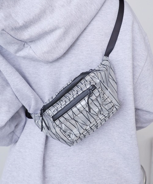 BURLAP OUTFITTER(バーラップアウトフィッター)の「BURLAP OUTFITTER/バーラップアウトフィッター WAIST BAG ウエストバッグ(ボディバッグ/ウエストポーチ・メンズ・グレー系/ブラック/パープル・ONE SIZE)」の15枚目の写真