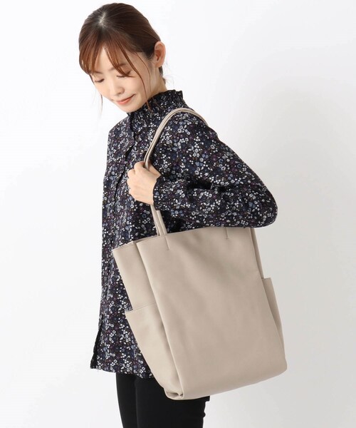 one'sterrace（ワンズテラス）の「◆【A4可】収納上手になれる トート（トートバッグ・レディース・ブラック/ライトグレー系9/ライトベージュ・99）」の14枚目の写真