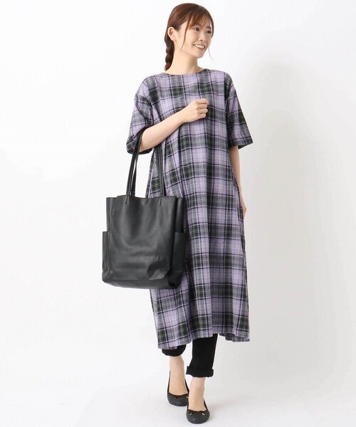 one'sterrace（ワンズテラス）の「◆【A4可】収納上手になれる トート（トートバッグ・レディース・ブラック/ライトグレー系9/ライトベージュ・99）」の17枚目の写真