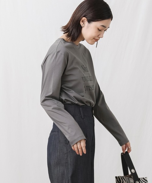 Gready Brilliant(グレディブリリアン)の「スムースNous長袖カットソー(Tシャツ/カットソー・レディース・チャコールグレー/オフホワイト・38)」の15枚目の写真