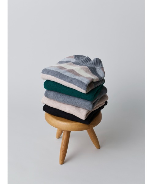 GAP(ギャップ)の「CashSoft カシミヤタッチ モックネックセーター (キッズ)(ニット/セーター・キッズ・ナチュラル/ブラック・S/XXL/L/M/XL/XS)」の6枚目の写真