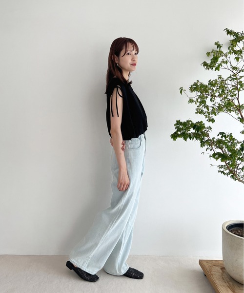 Olu.(オルドット)の「ストレートワイドデニムパンツ(デニムパンツ・レディース・ブルー・0/1)」の5枚目の写真