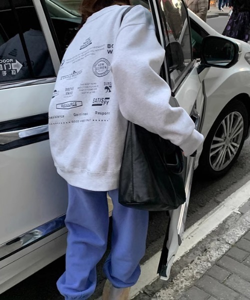 Vipoa(ヴィポア)の「バックデザインオーバースウェット(スウェット・レディース・グレー・FREE)」の18枚目の写真