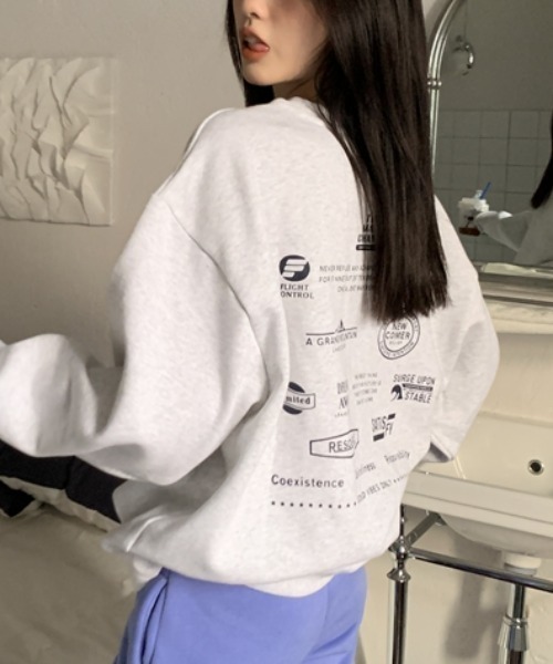 Vipoa(ヴィポア)の「バックデザインオーバースウェット(スウェット・レディース・グレー・FREE)」の22枚目の写真