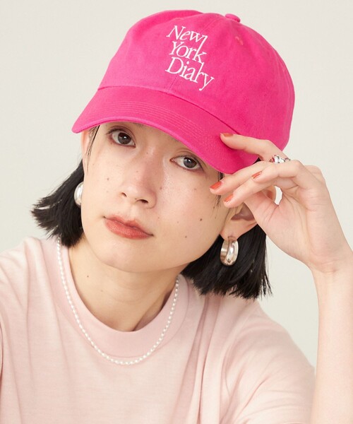 SHIPS（シップス）の「SHIPS NINE CASE:New York Diary キャップ◇（キャップ・レディース・ベージュ/ネイビー/ピンク/ワイン/ホワイト・ONE SIZE）」の4枚目の写真