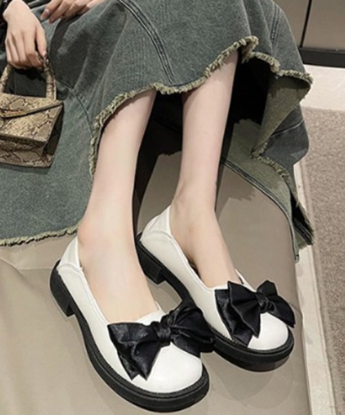 STYLEBLOCK（スタイルブロック）の「リボン付きラウンドトゥパンプス（パンプス・レディース・ブラック/ベージュ・35/37/38/39/36）」の2枚目の写真