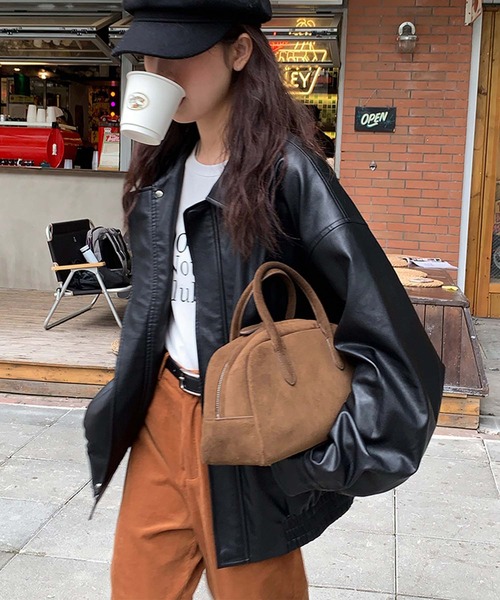 Bifrost（ビフレスト）の「ヴィンテージライク合成皮革ジャケット（ライダースジャケット・レディース・ブラウン/ブラック・L/M）」の19枚目の写真