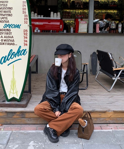 Bifrost（ビフレスト）の「ヴィンテージライク合成皮革ジャケット（ライダースジャケット・レディース・ブラウン/ブラック・L/M）」の21枚目の写真