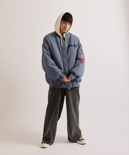 iisy(イージー)の「iisy / ボリュームイージーワイドストレートケミカルデニムパンツ(デニムパンツ・メンズ・ブルー/ブラック・L/S/M)」の19枚目の写真