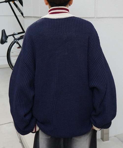 ネイビー リブ編み セーター ポケット付き、袖ワッペン SHIPS: ウール リサイクルカシミヤ 畦編み クルーネック ニット