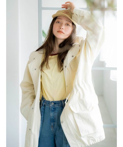 Ungrid(アングリッド)の「ウォッシュミリタリーフードブルゾン(ブルゾン・レディース・カーキ/オフホワイト・FREE)」の4枚目の写真