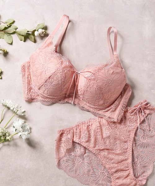 Aカップ～きゅっと盛れる！新感覚のバストシルエット】ブラジャー