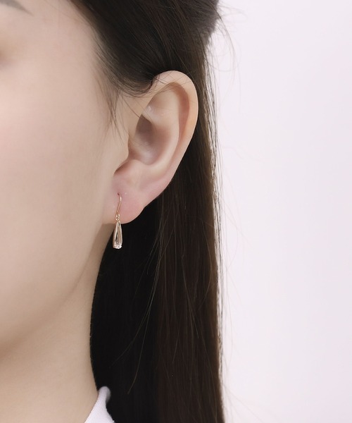 ︎BLOOM ブルーム (エステール) K10 イエローゴールド フック ピアス K10 イエローゴールド クォーツ フック ピアス ESTELLE