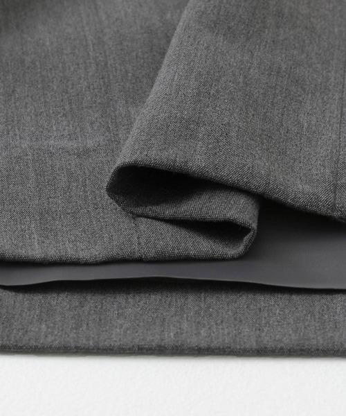 SENSE OF PLACE by URBAN RESEARCH（センスオブプレイスバイアーバンリサーチ）の「Vネックジップベスト（ベスト・レディース・グレー/ブラック・ONE）」の19枚目の写真