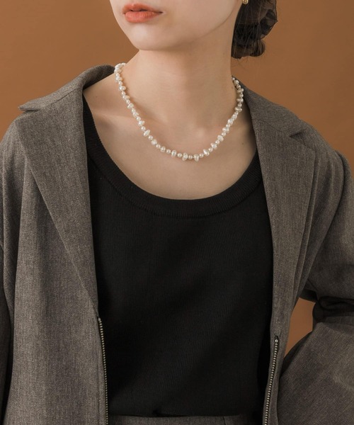 SMELLY（スメリー）の「バロックパールスライドネックレス（ネックレス・レディース・アイボリー・-）」の7枚目の写真