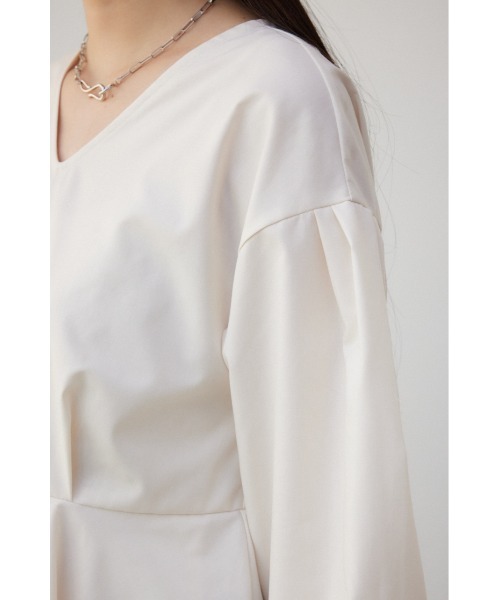 AZUL by moussy（アズールバイマウジー）の「2WAYバルーンスリーブペプラムブラウス（シャツ/ブラウス・レディース・オフホワイト/ブラック・SMALL/MEDIUM）」の11枚目の写真